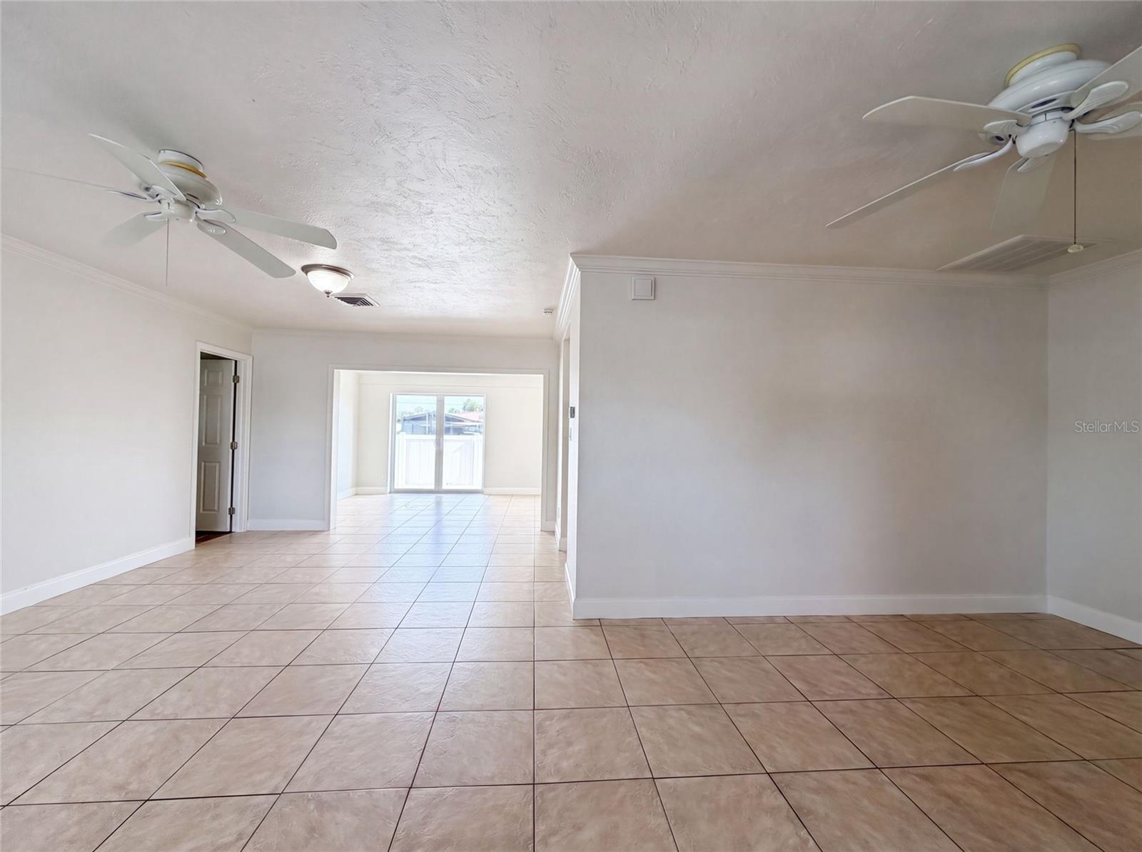 1672 Jupiter Rd Property Photo 3