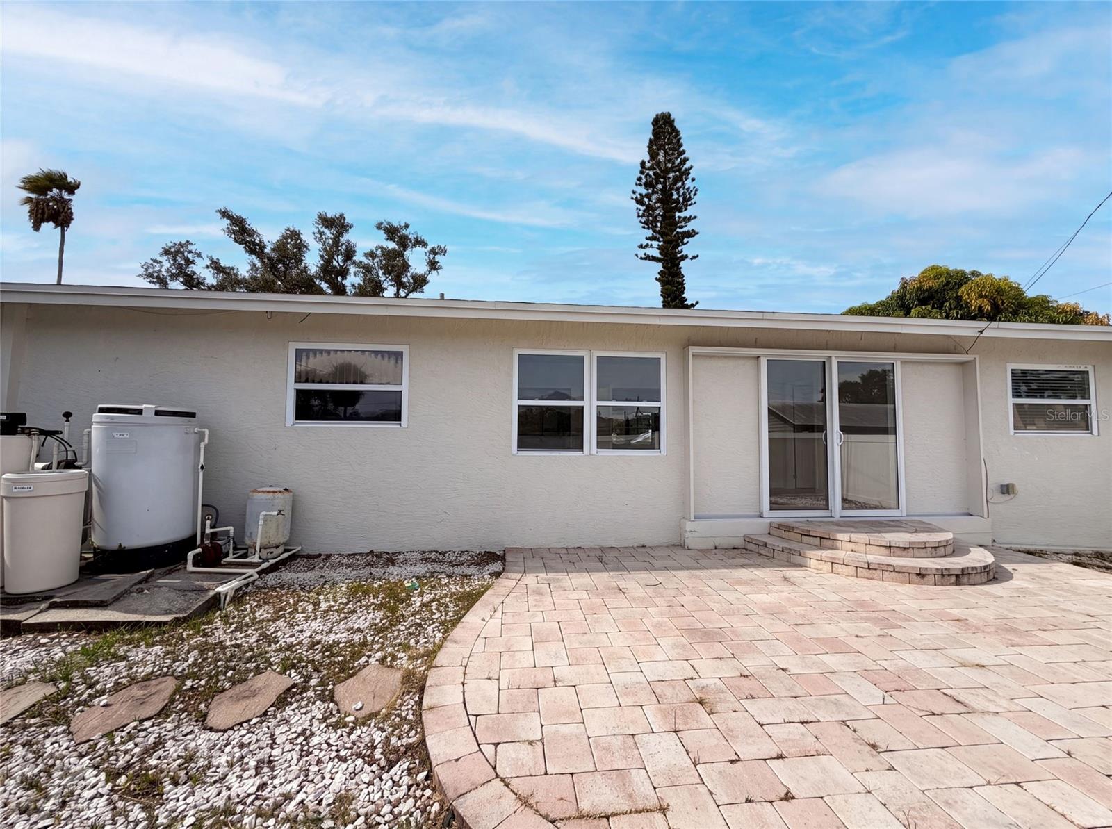 1672 Jupiter Rd Property Photo 5
