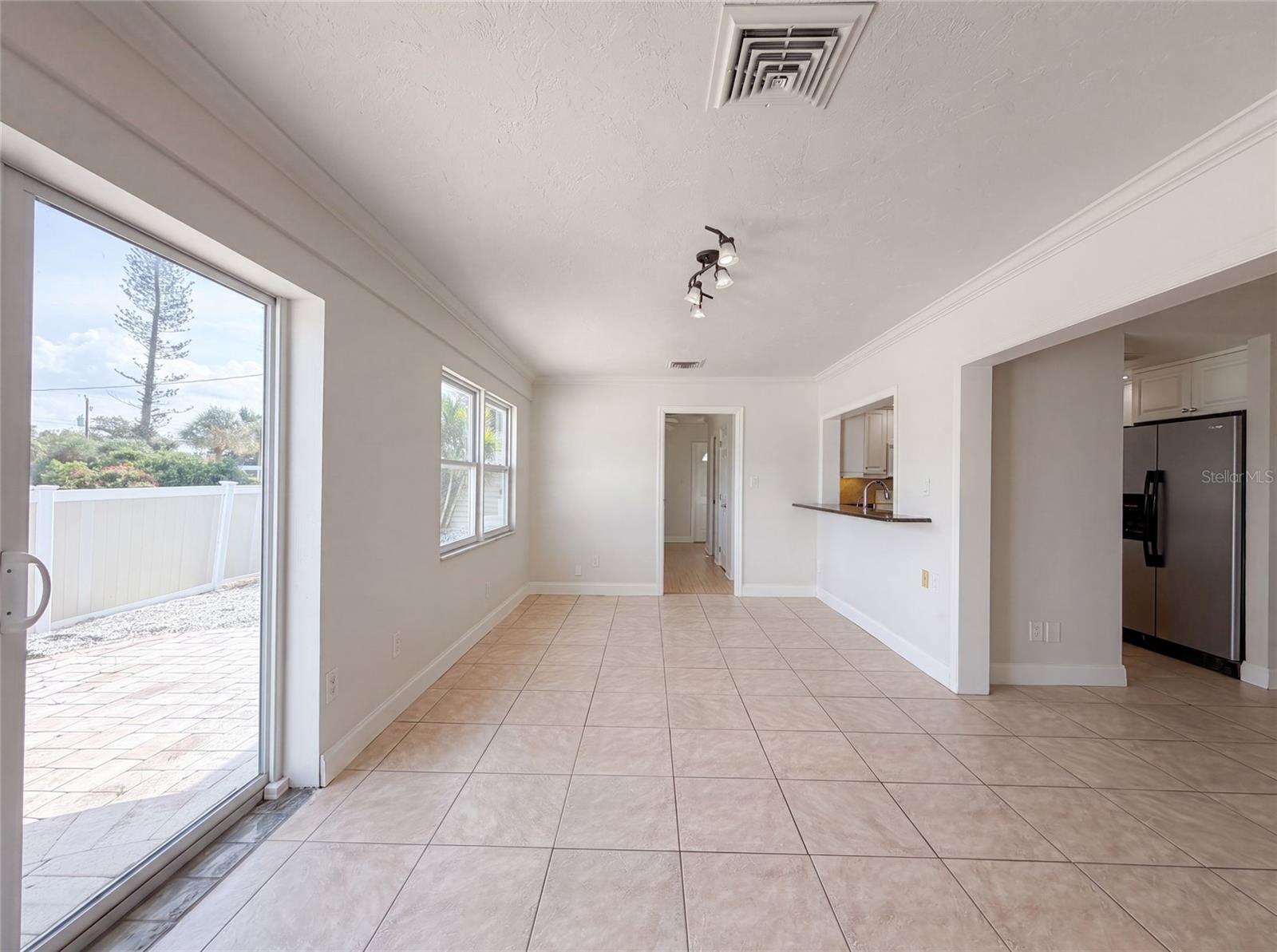 1672 Jupiter Rd Property Photo 10