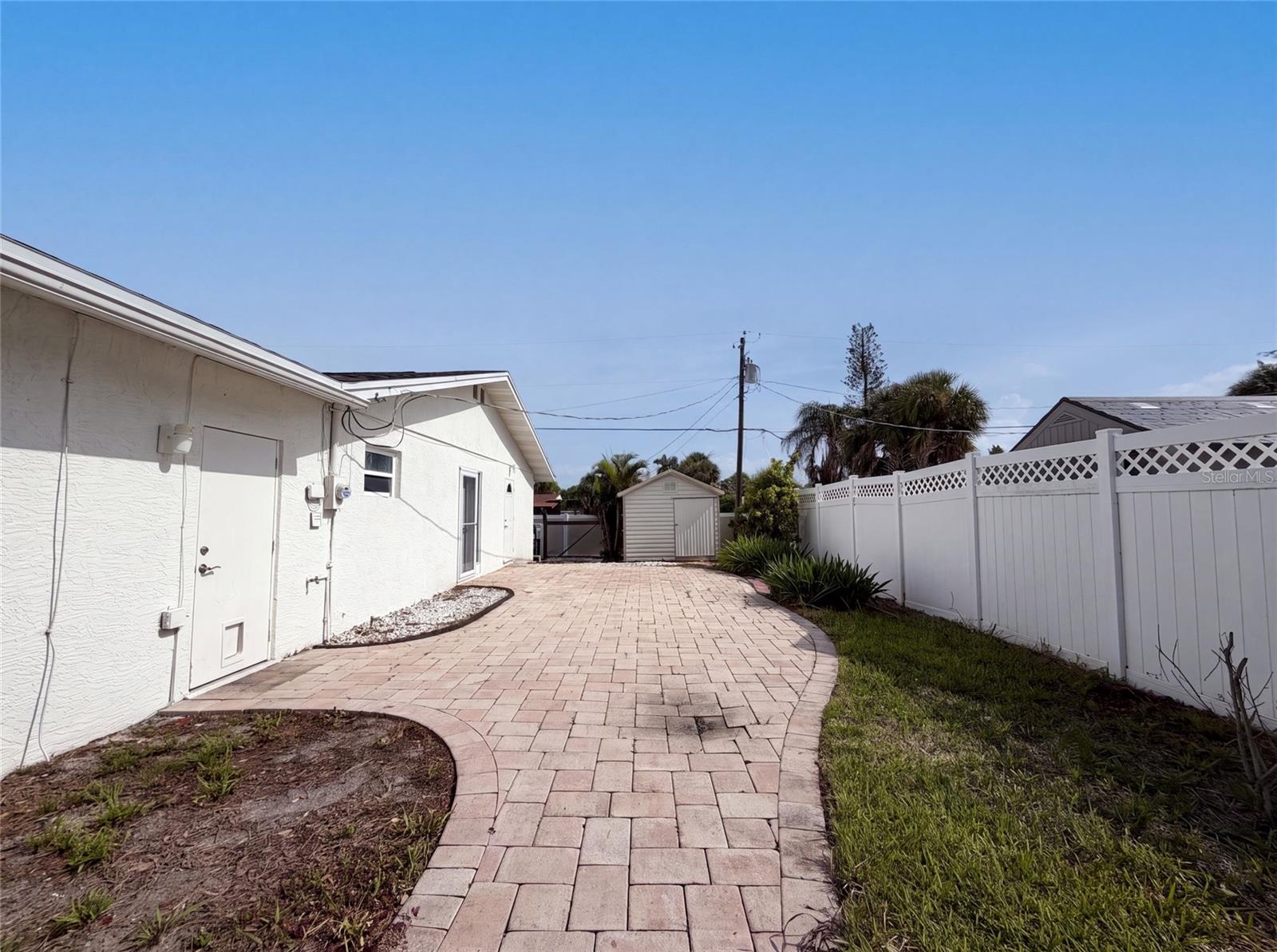 1672 Jupiter Rd Property Photo 28