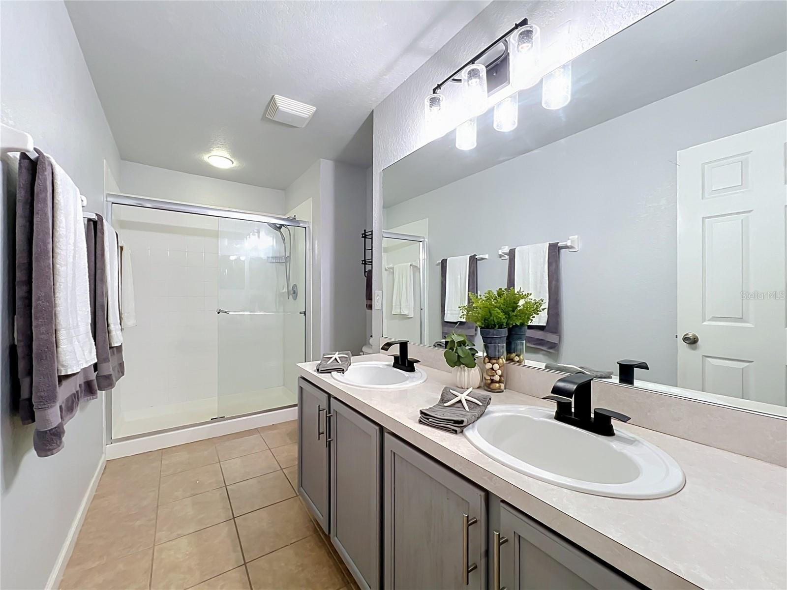 14061 Turning Leaf Dr Property Photo 31