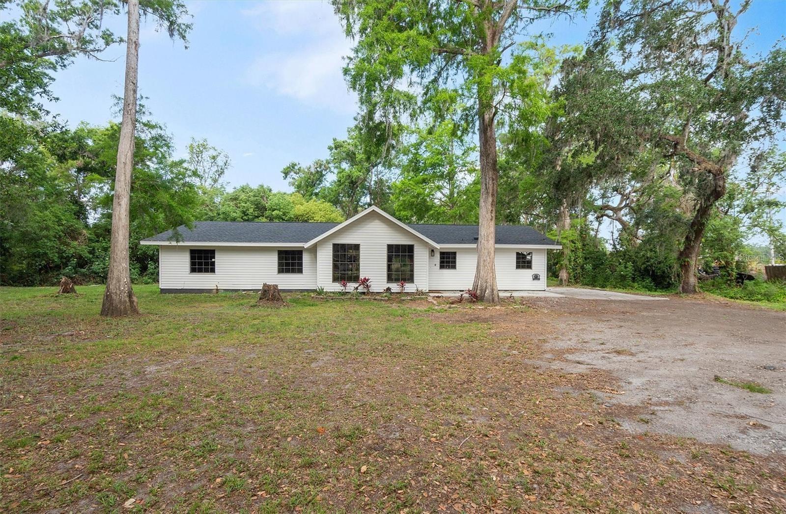 6005 Ike Smith Rd Property Photo 1