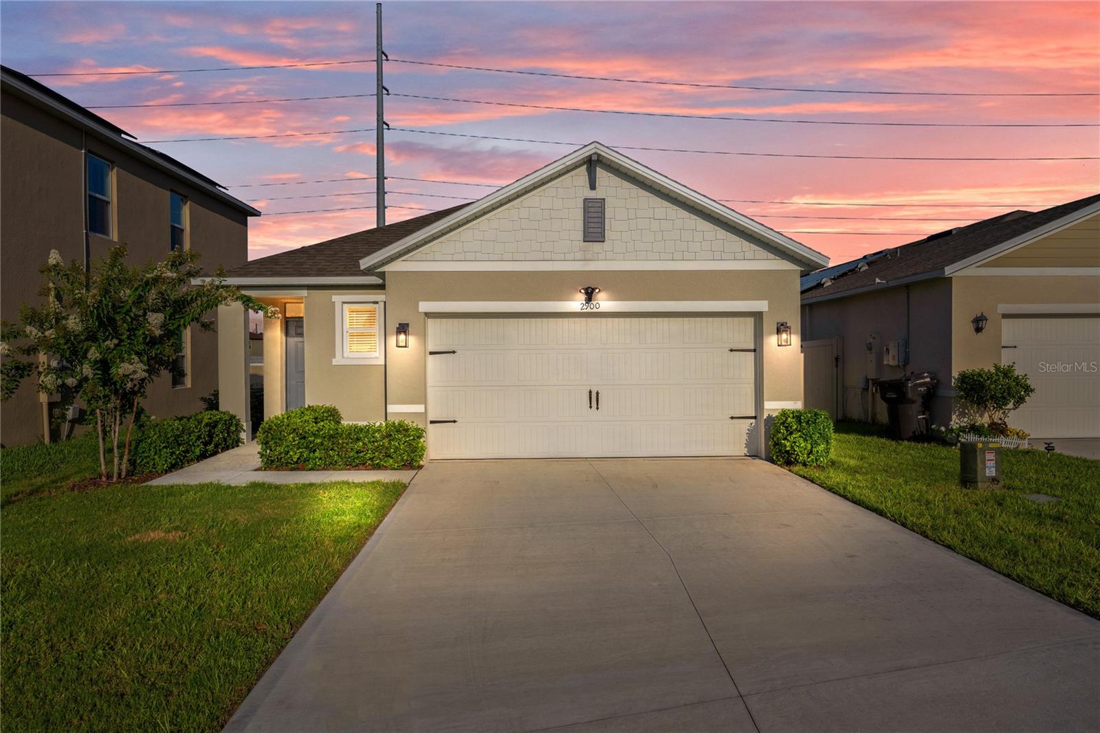 2900 WATERLILY WAY Property Photo 1