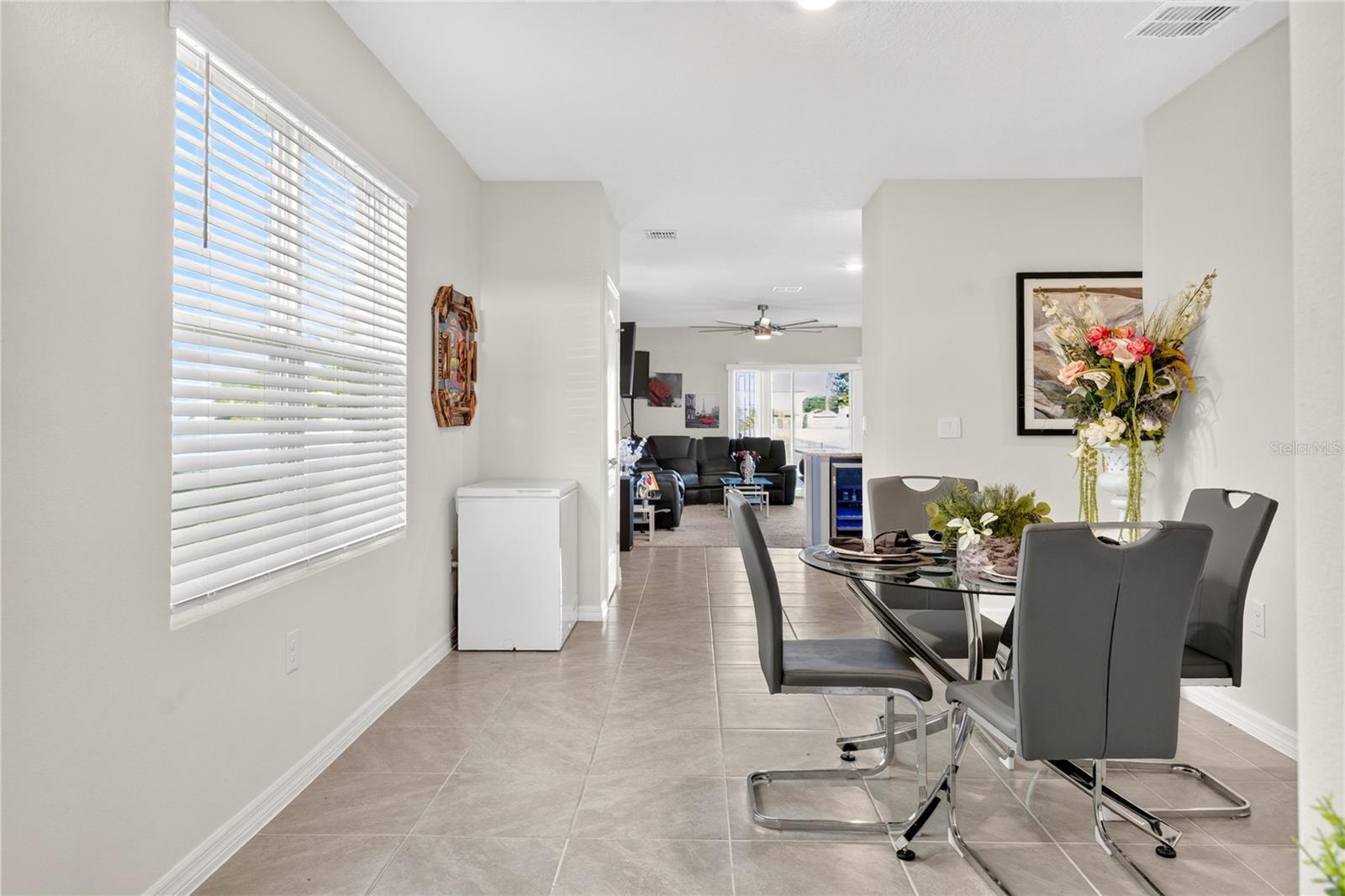 2900 Waterlily Way Property Photo 5