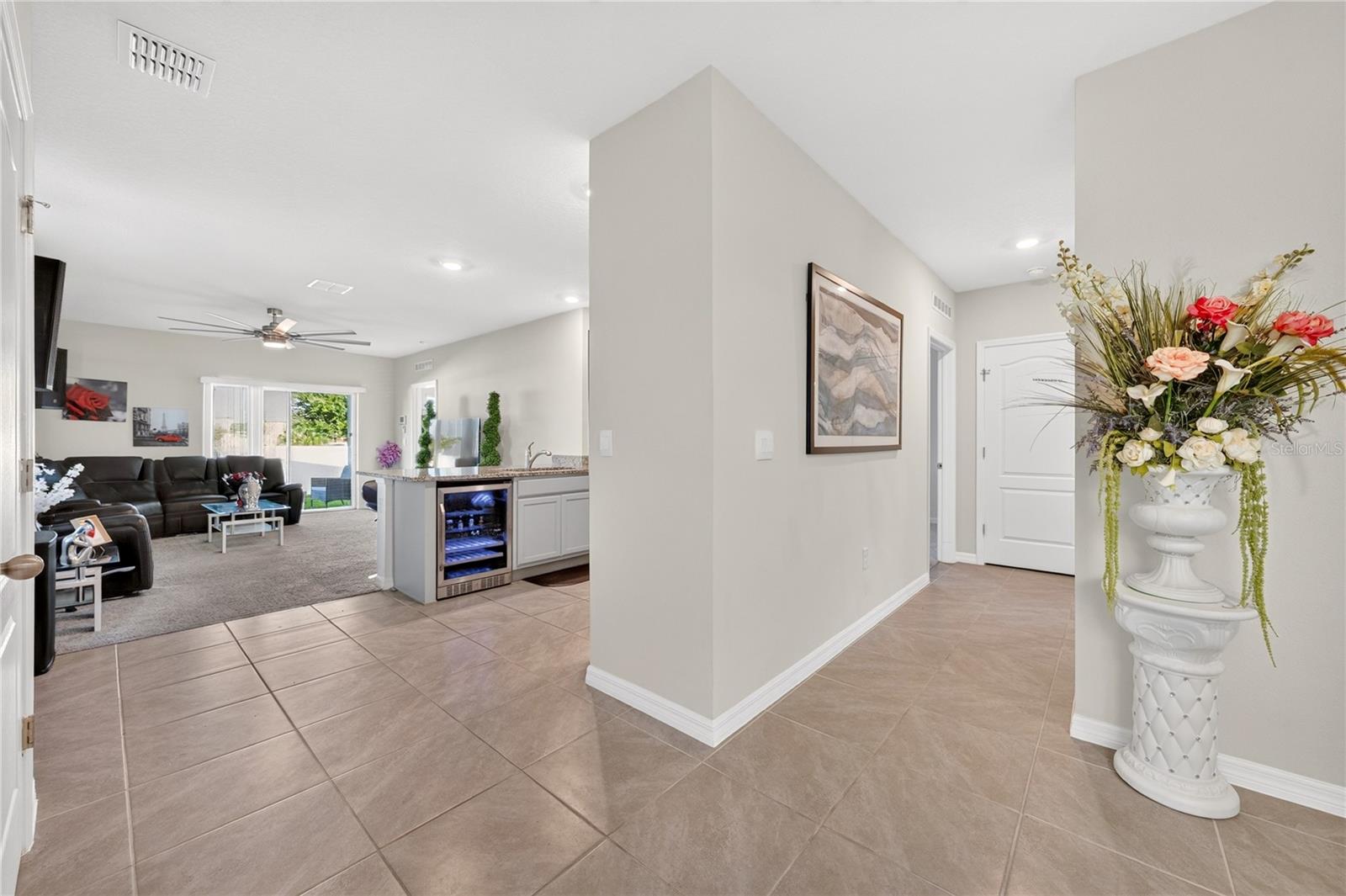 2900 Waterlily Way Property Photo 6