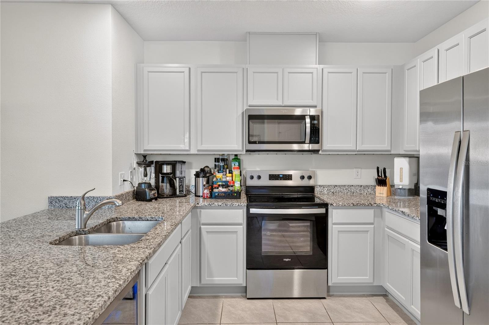 2900 Waterlily Way Property Photo 10
