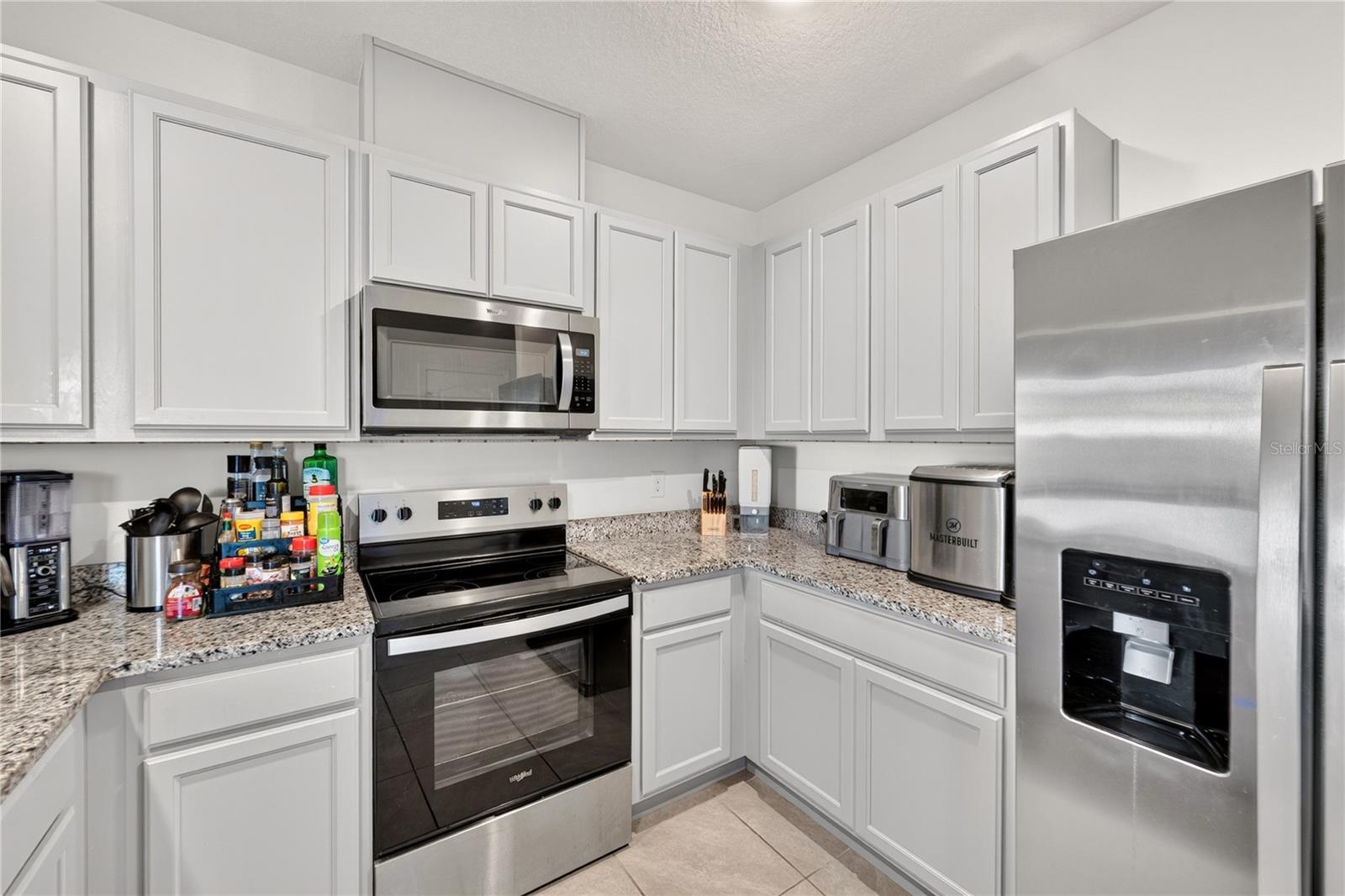 2900 Waterlily Way Property Photo 11
