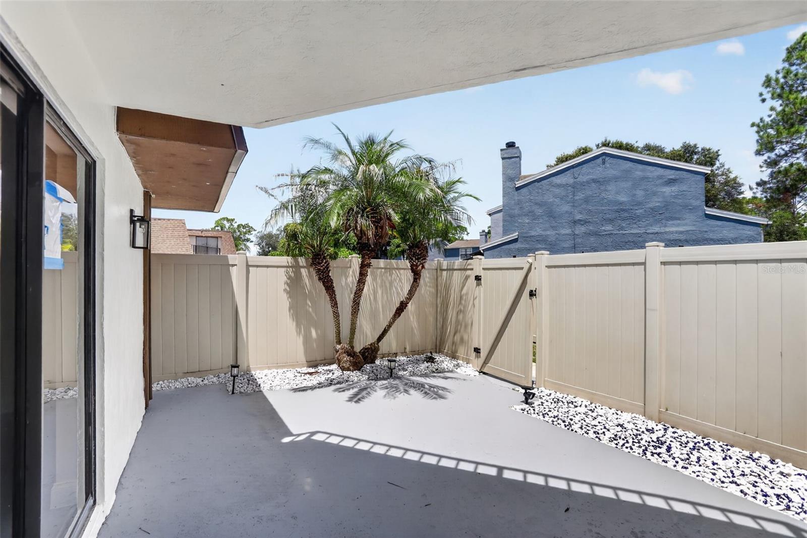 4075 Shannon Brown Dr Property Photo 3