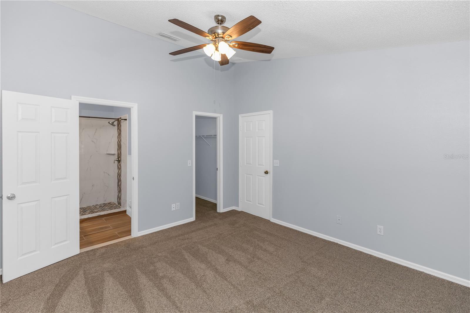 17020 Woodcrest Way Property Photo 9
