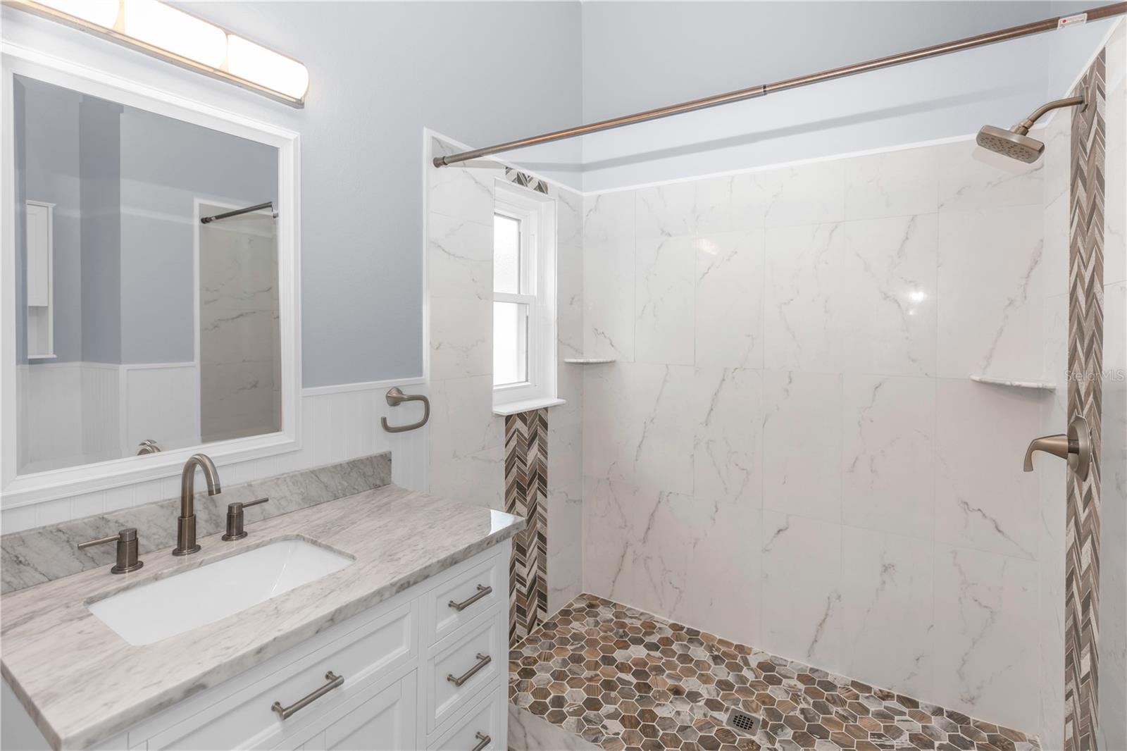 17020 Woodcrest Way Property Photo 11