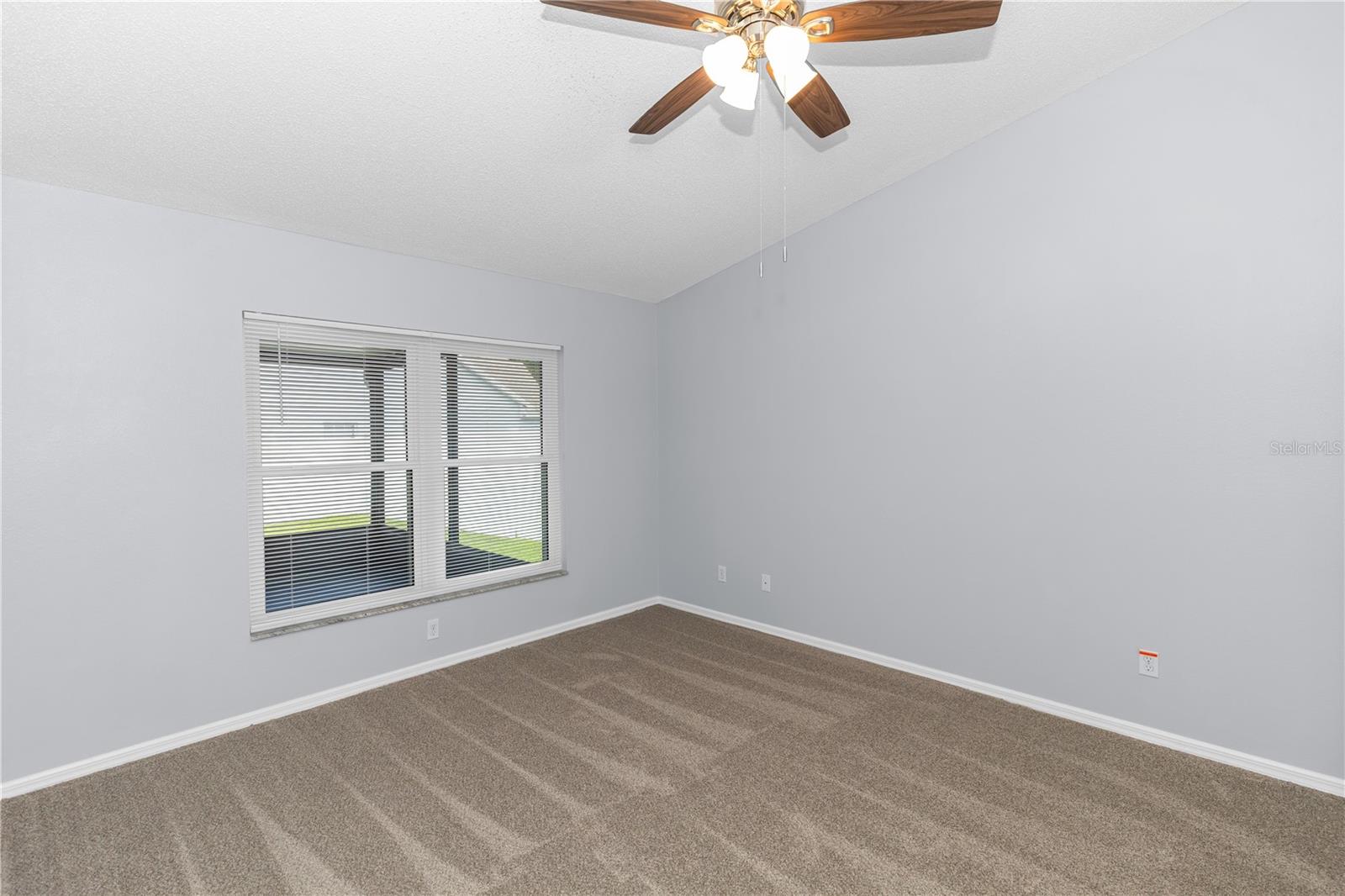 17020 Woodcrest Way Property Photo 14