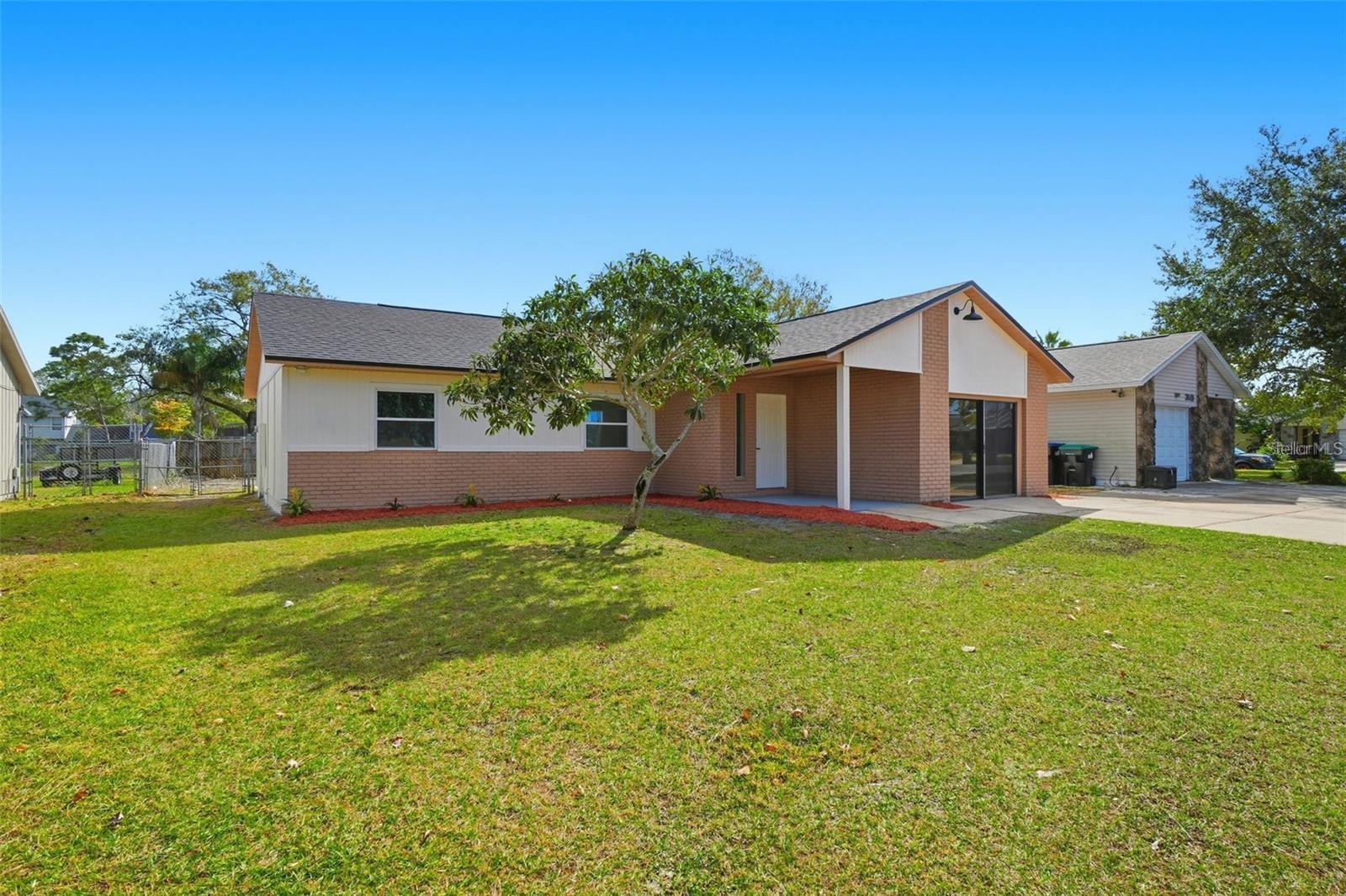 2843 Calico Ct Property Photo 3