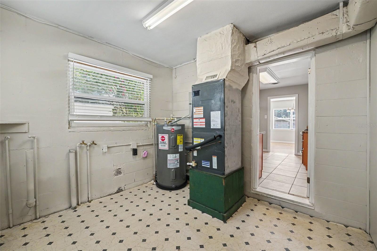2935 Woodland Hills Ave Property Photo 14