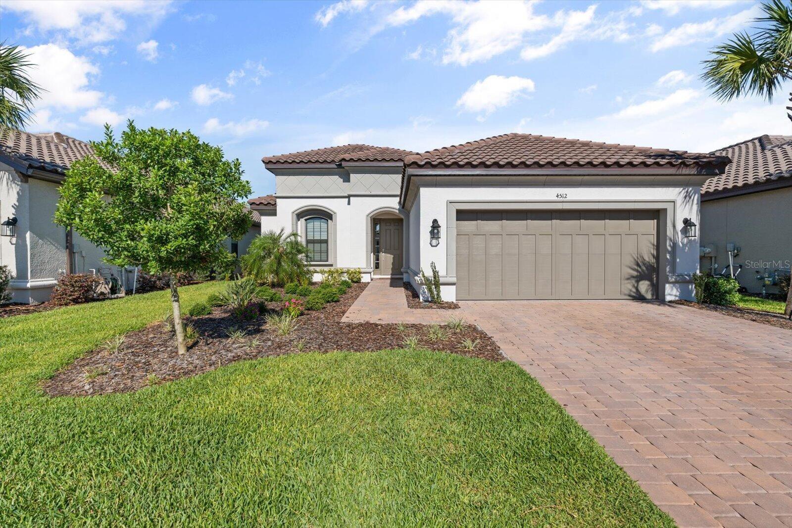 4512 Crestpoint Way Property Photo 1