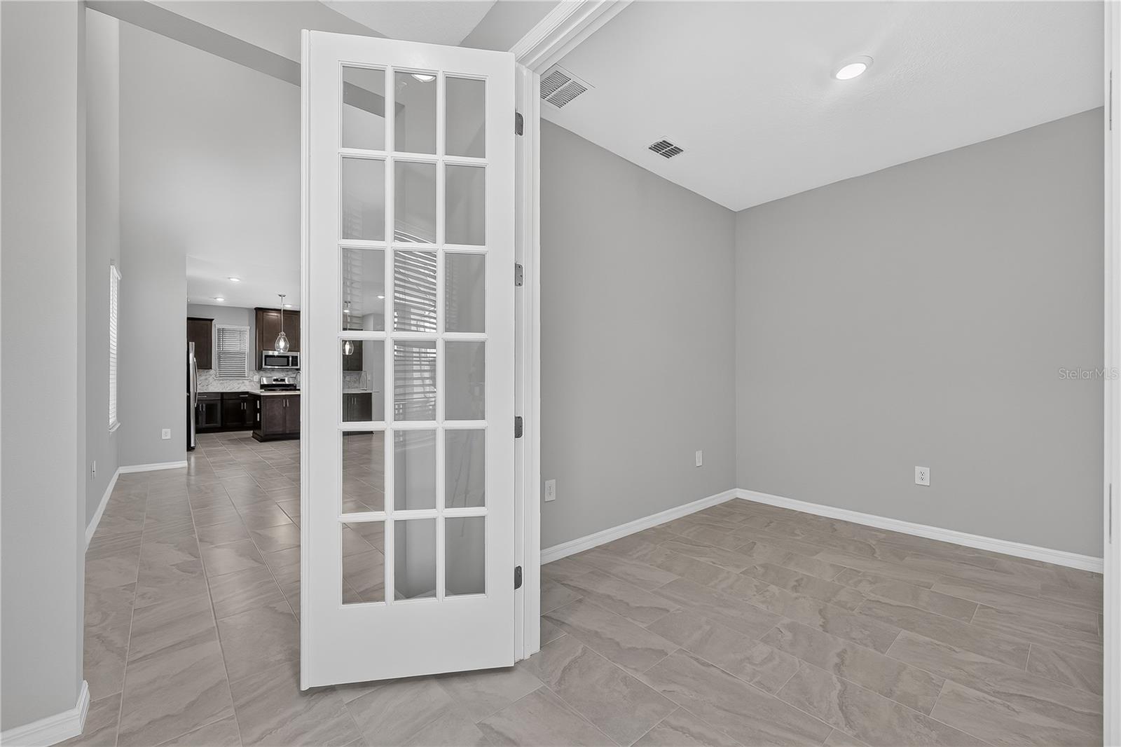 5162 Dominion Aly Property Photo 30