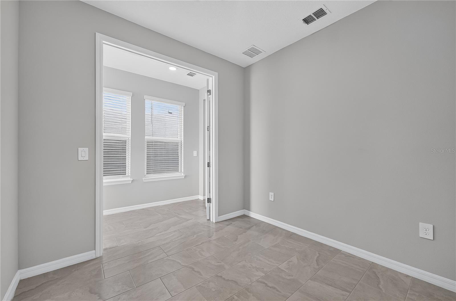 5162 Dominion Aly Property Photo 31