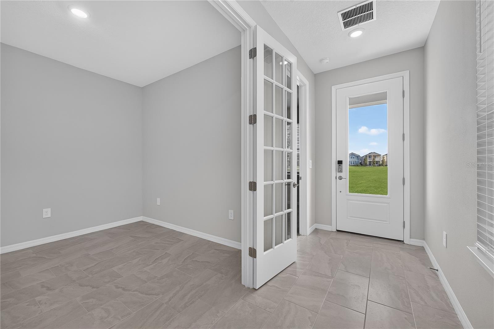 5162 Dominion Aly Property Photo 33