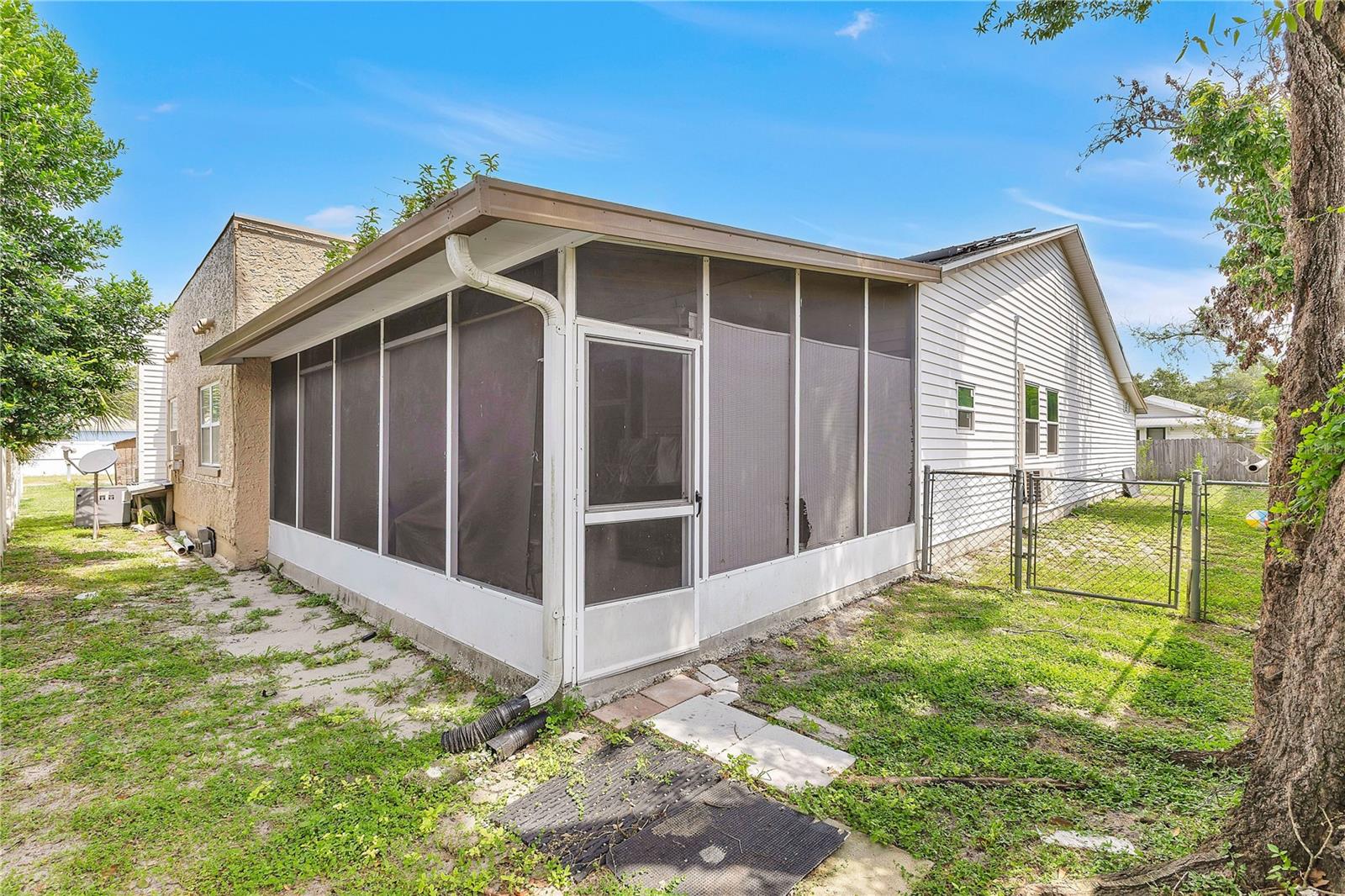 205 Tennessee St Property Photo 22