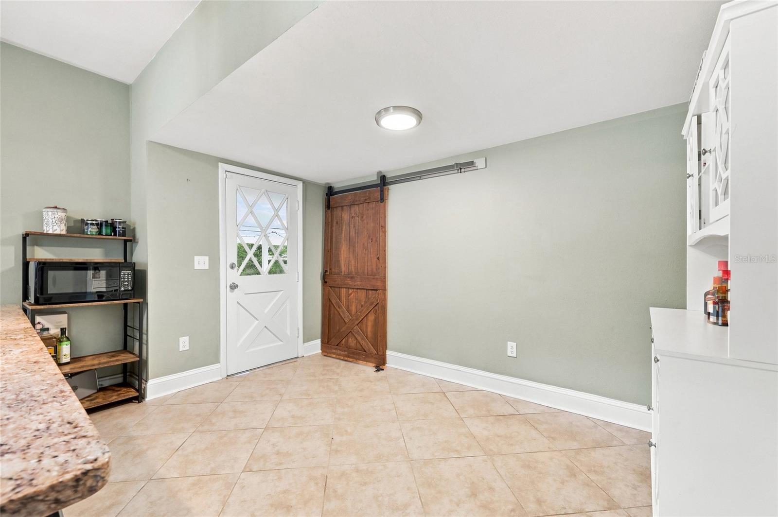4114 E Michigan St Property Photo 11
