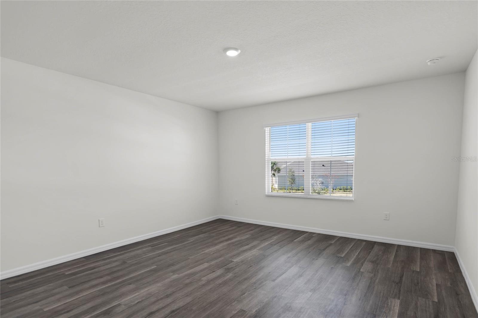 1734 Hummingbird Rd Property Photo 11