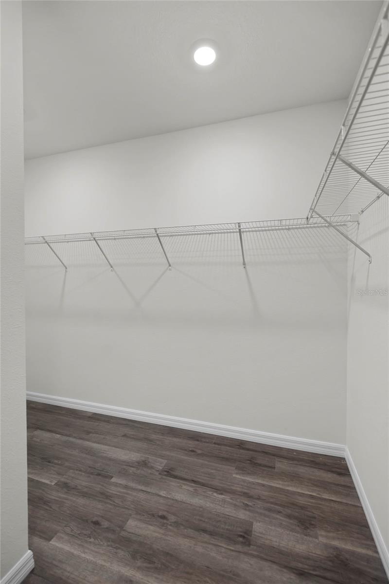 1734 Hummingbird Rd Property Photo 15