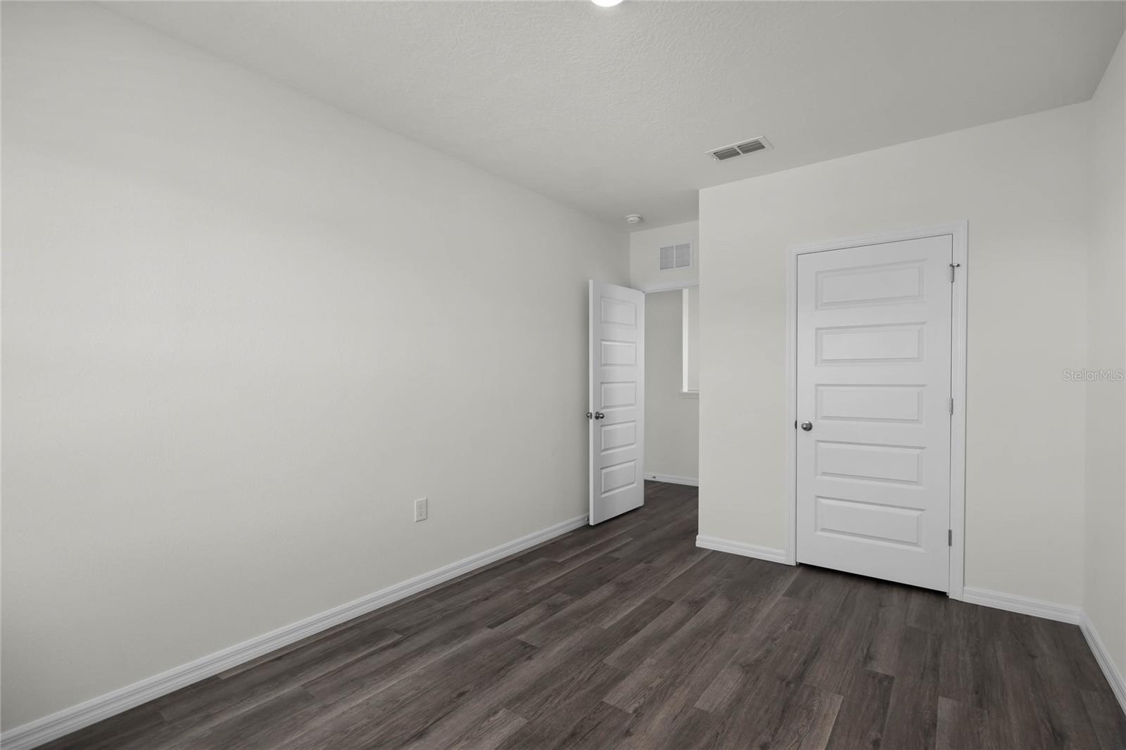 1734 Hummingbird Rd Property Photo 29