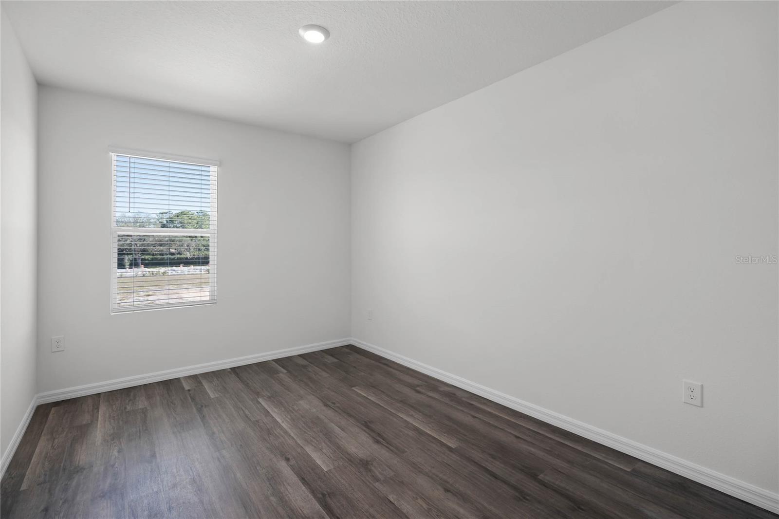 1734 Hummingbird Rd Property Photo 31