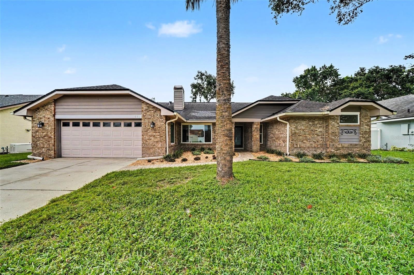 671 N ENDEAVOUR DR