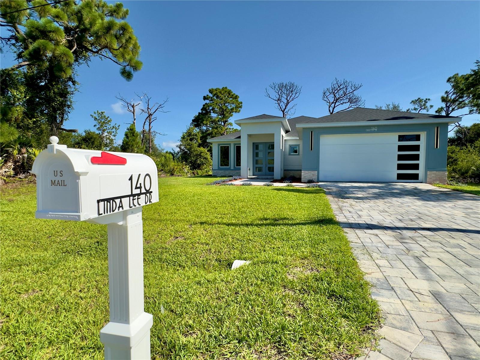 140 Linda Lee Dr Property Photo 1