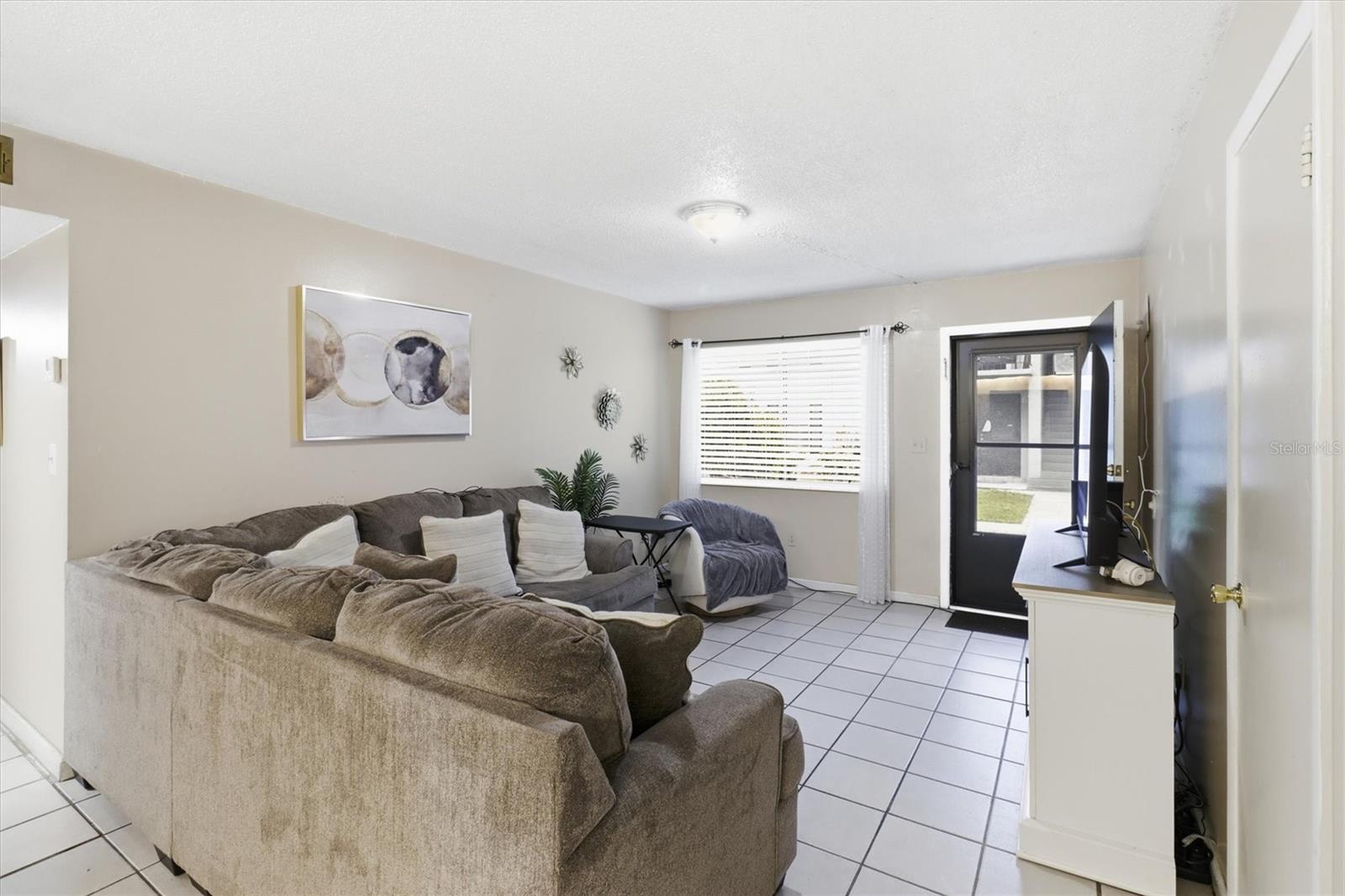 931 W Oak Ridge Rd #b Property Photo 12