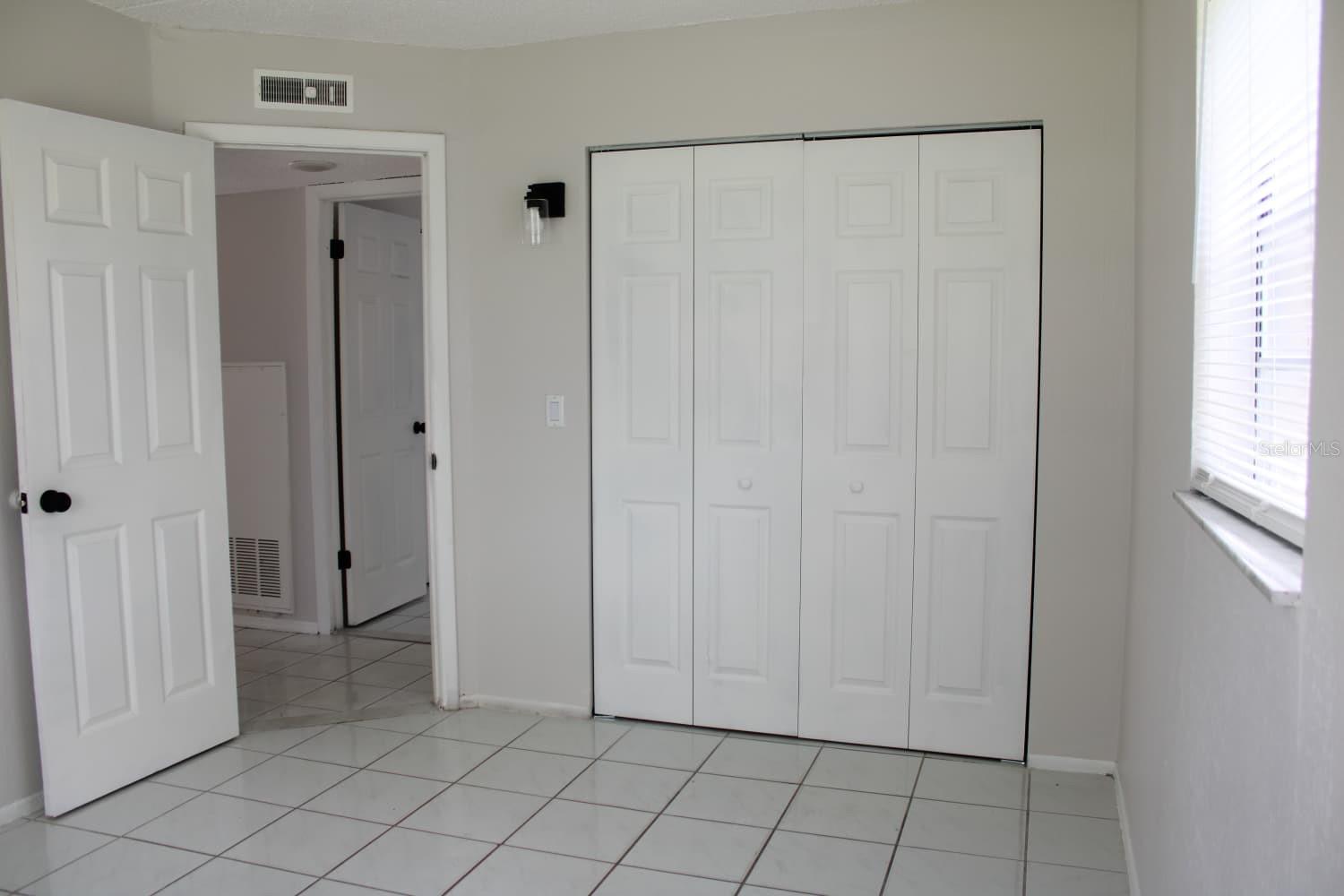 703 Michigan Ct #2 Property Photo 8