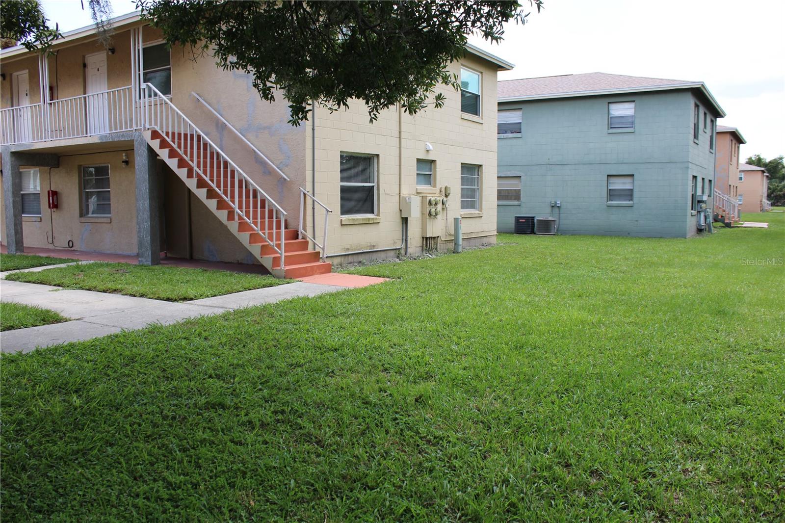 703 Michigan Ct #2 Property Photo 11