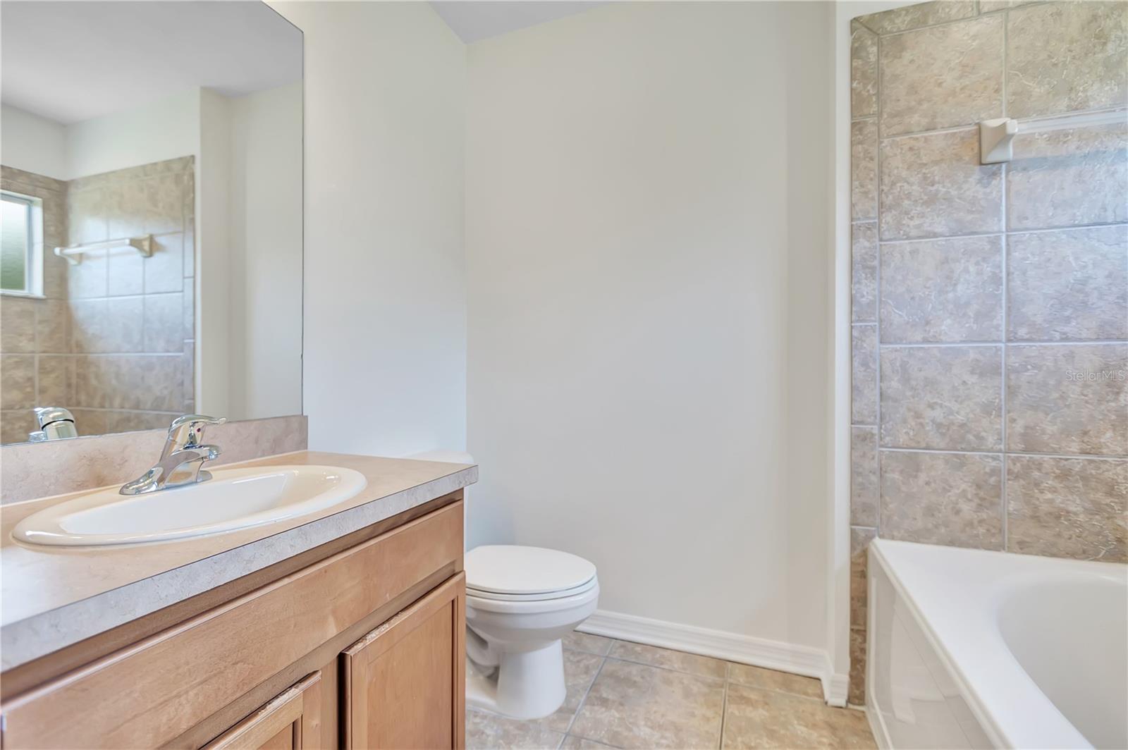11531 84th Street Cir E #103 Property Photo 9