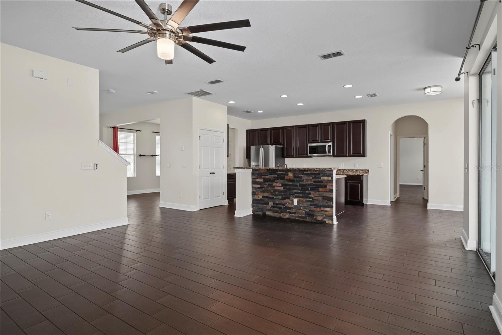 637 Grassy Stone Dr Property Photo 24