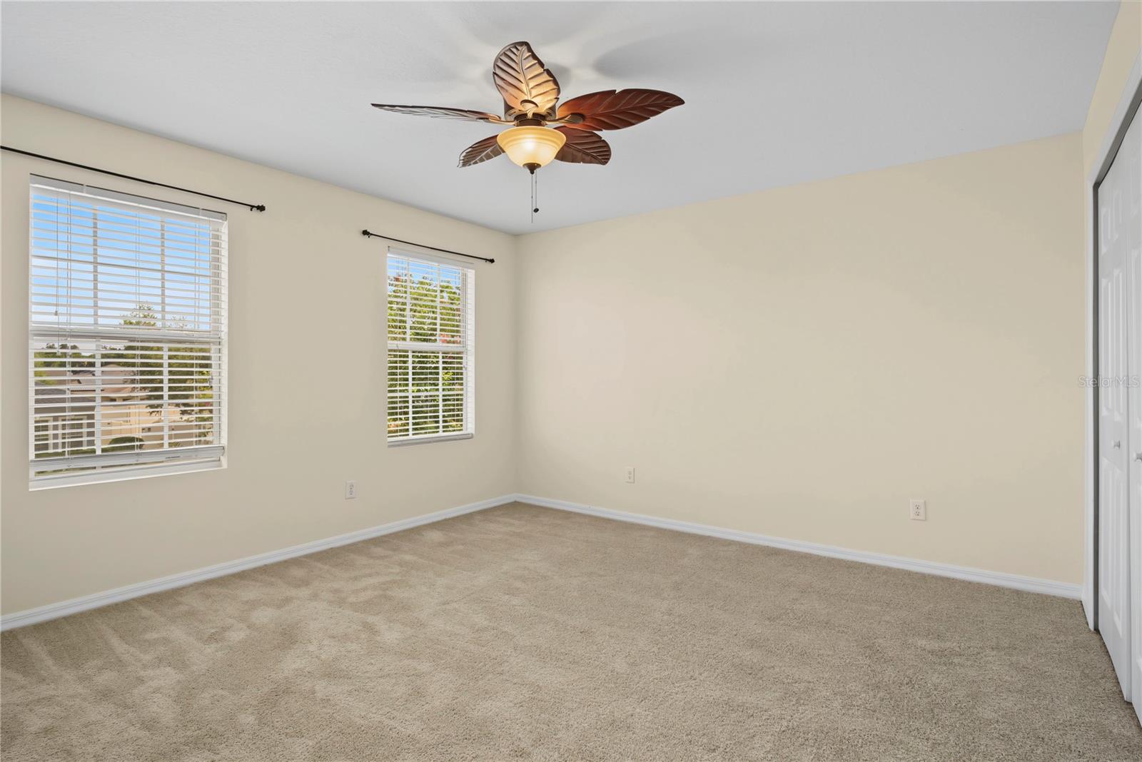 637 Grassy Stone Dr Property Photo 46