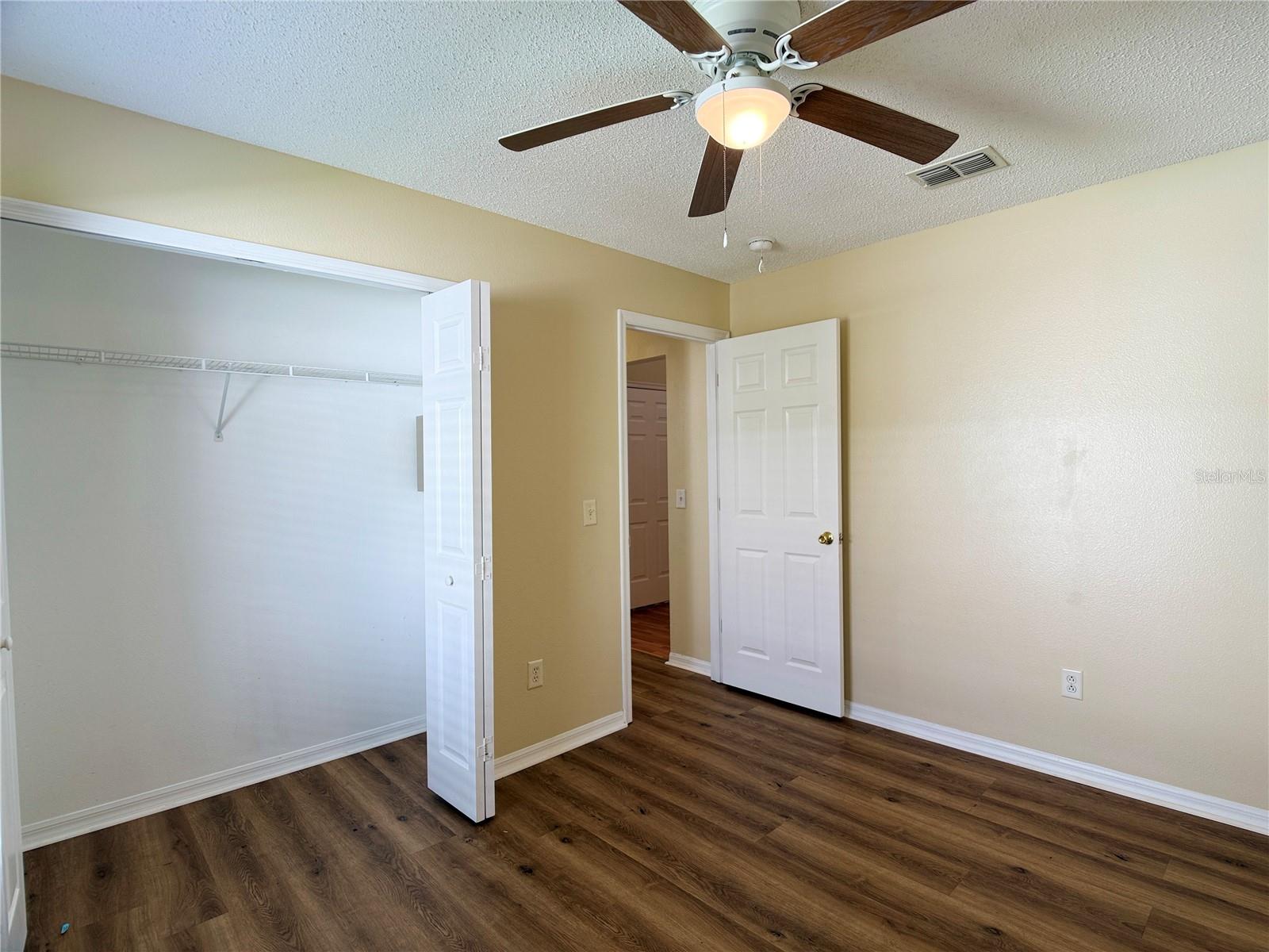 526 Pine Cone Dr Property Photo 23
