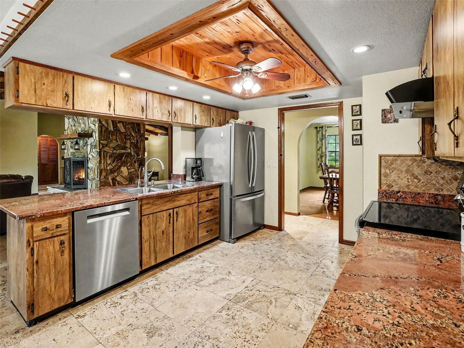 4870 Citrus Oak Ln Property Photo 16