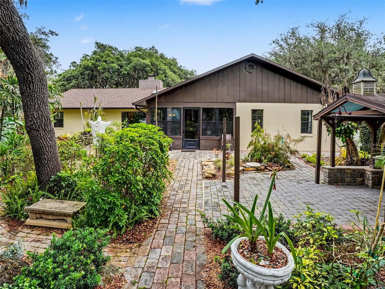 4870 Citrus Oak Ln Property Photo 35