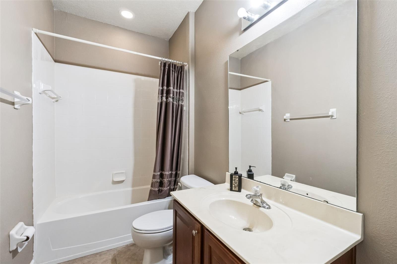 1112 Callaway Cir Property Photo 27