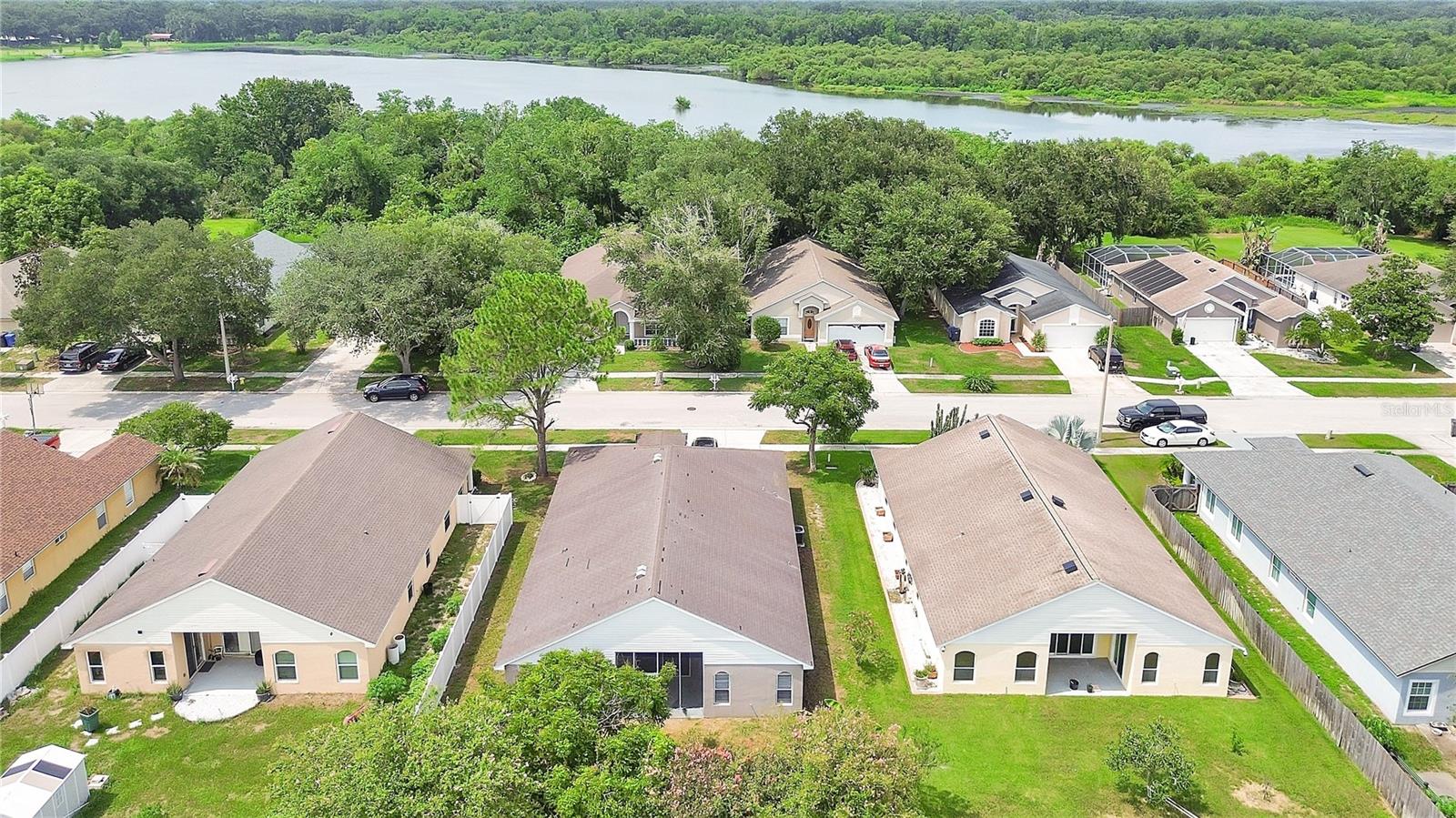 1422 Lake Shore Ranch Dr Property Photo 34