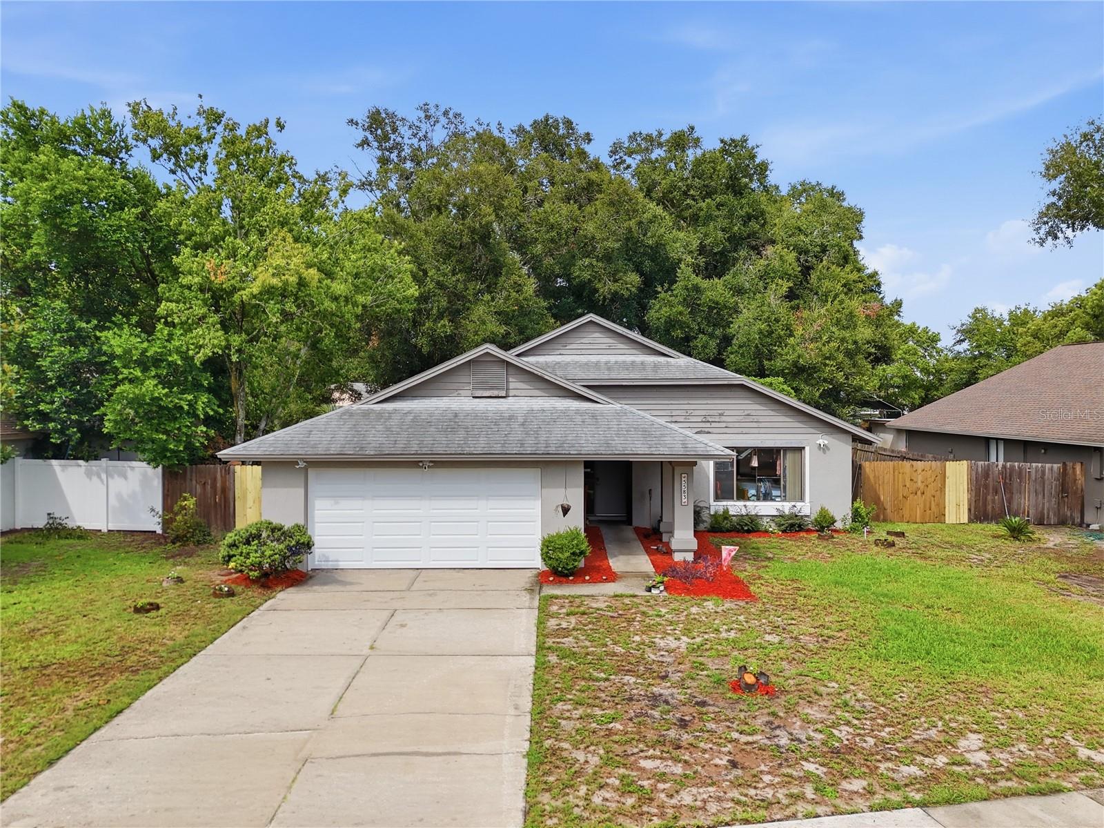 5583 Long Lake Dr Property Photo 1