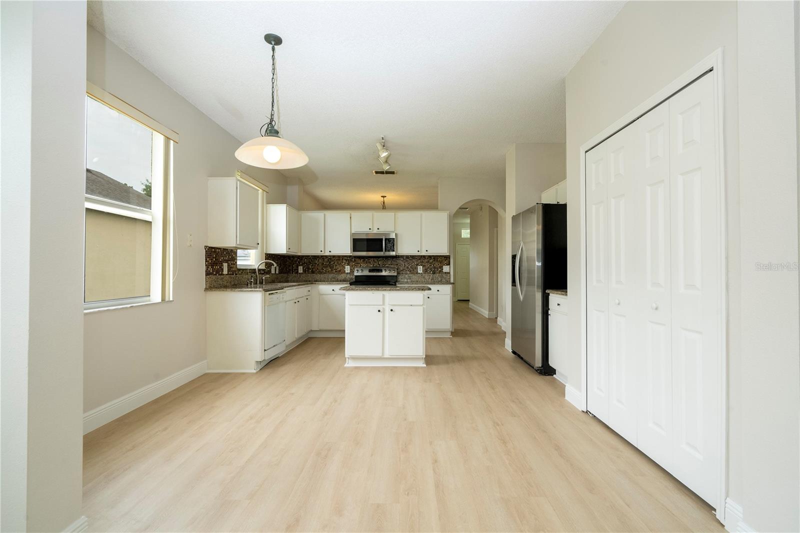 13827 Hawkeye Dr Property Photo 27