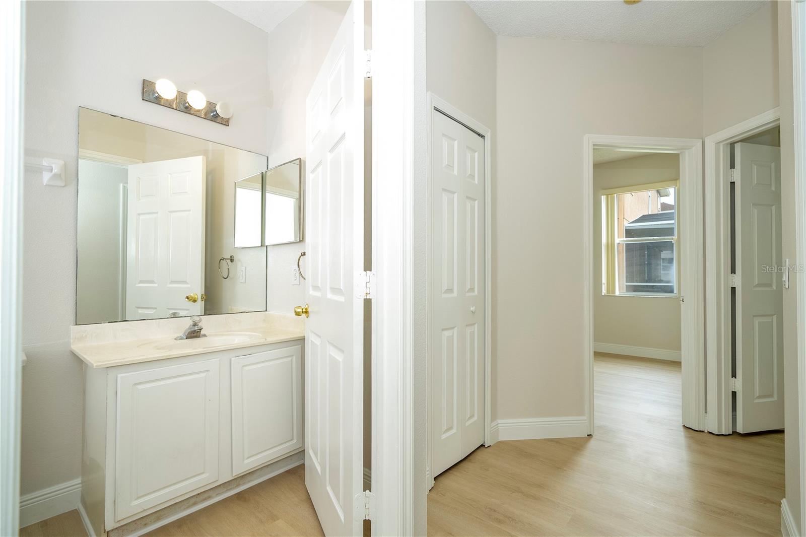 13827 Hawkeye Dr Property Photo 34
