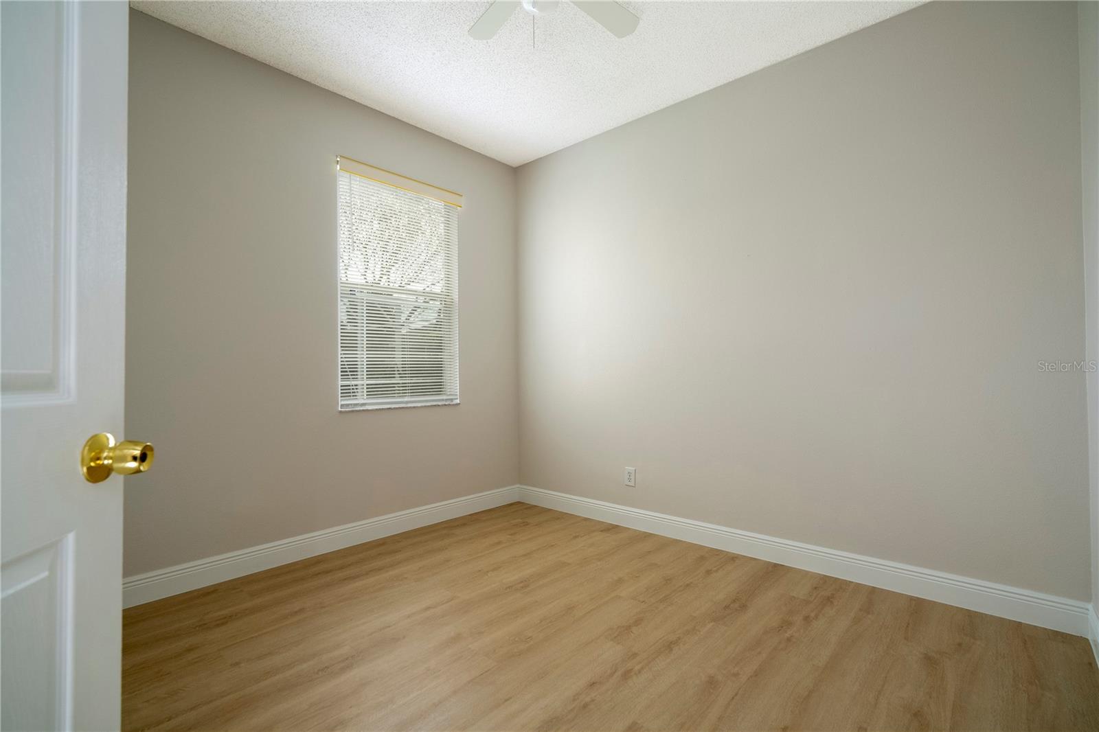 13827 Hawkeye Dr Property Photo 40