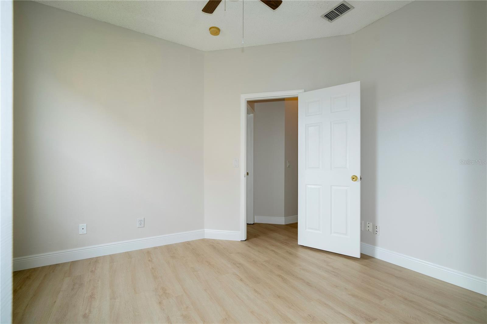 13827 Hawkeye Dr Property Photo 45