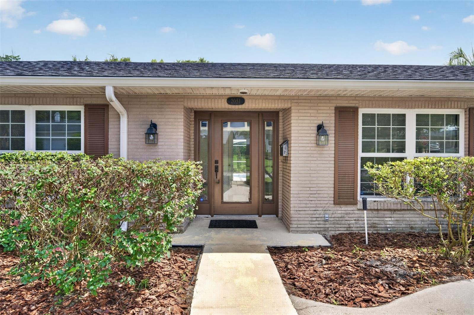 2051 Dyan Way Property Photo 2