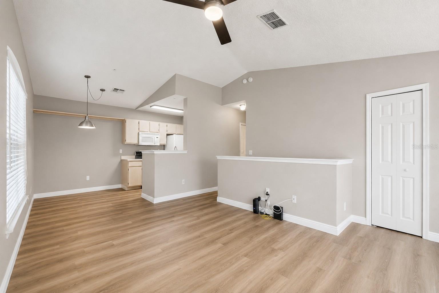 4316 S Kirkman Rd #1614 Property Photo 8