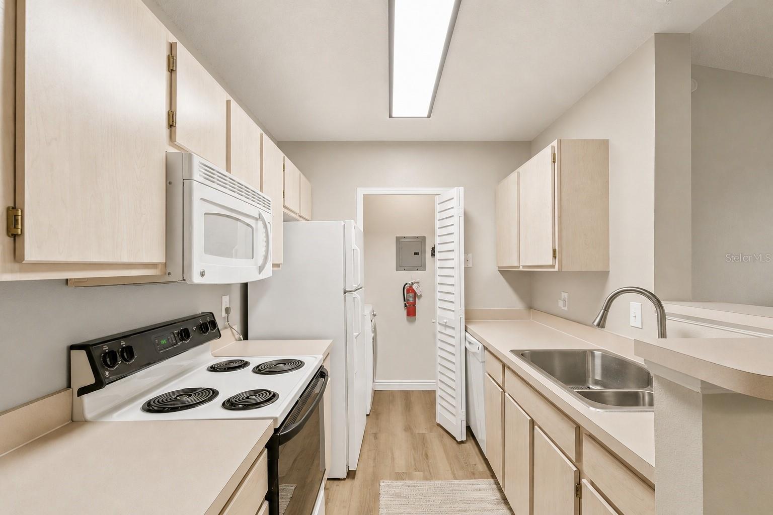 4316 S Kirkman Rd #1614 Property Photo 19