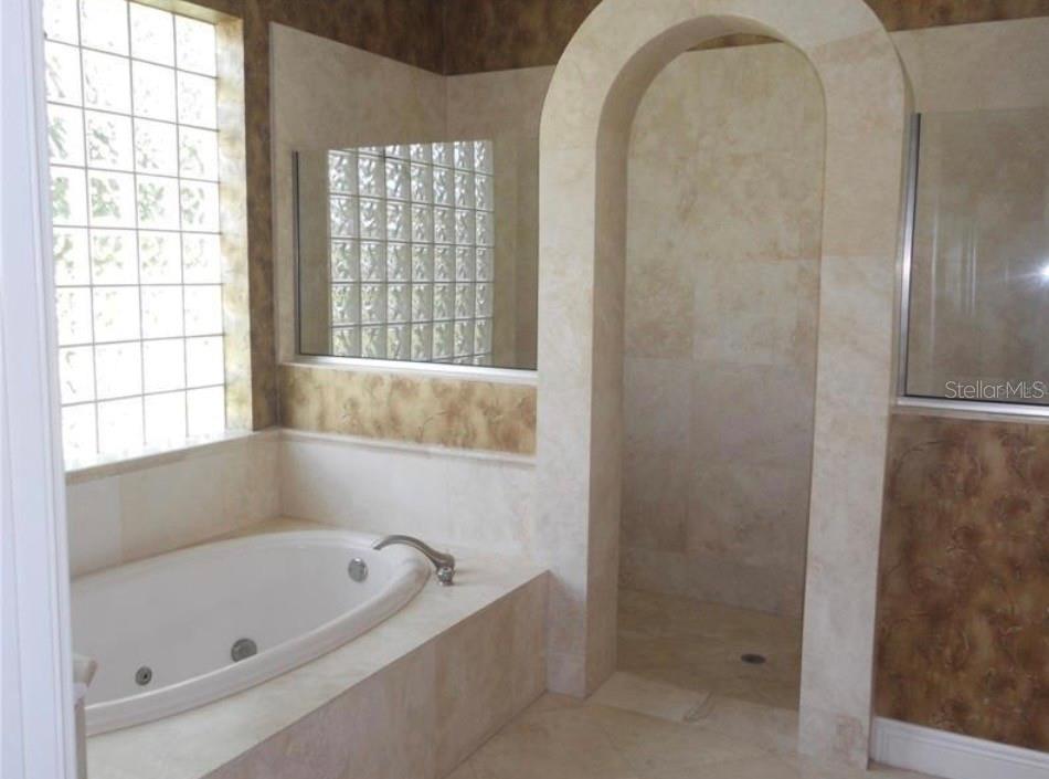 5150 Vistamere Ct Property Photo 15