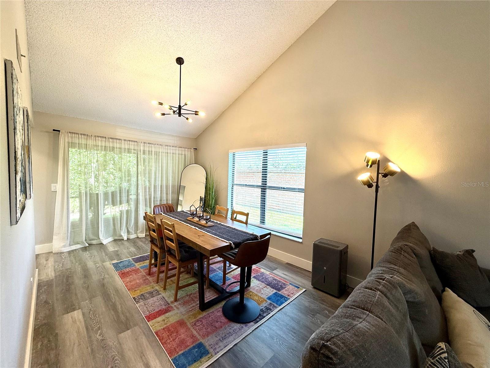 2816 Countrybrook Dr #l16 Property Photo 8